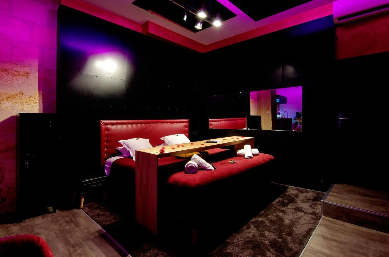 Mieuxqualhotel Jacuzzi Privatif Love Room Burdeos Exterior foto